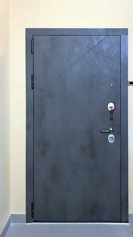 Дверь с декоративным МДФ