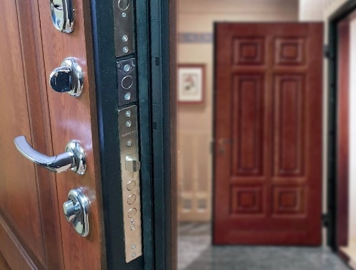 Железные входные двери МДФ с вариантами отделки ПВХ/шпон/винорит